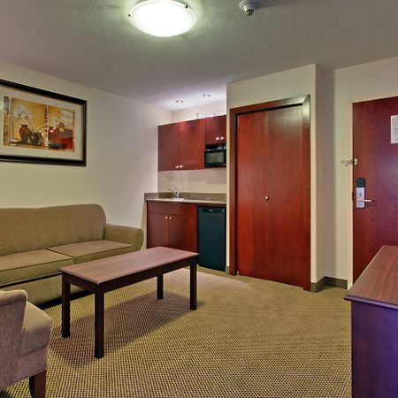 Holiday Inn Express & Suites Whitecourt By Ihg Інтер'єр фото