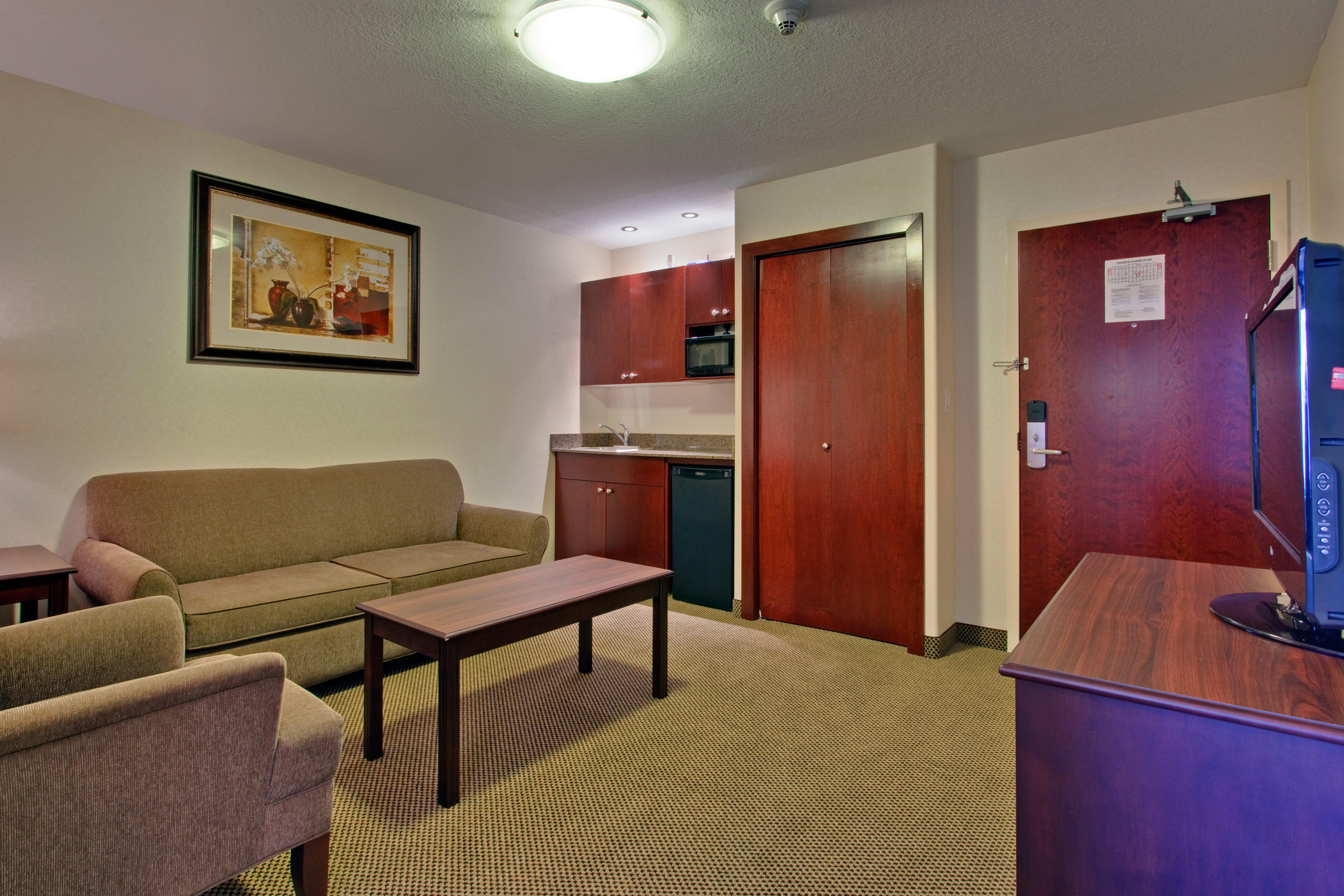 Holiday Inn Express & Suites Whitecourt By Ihg Інтер'єр фото
