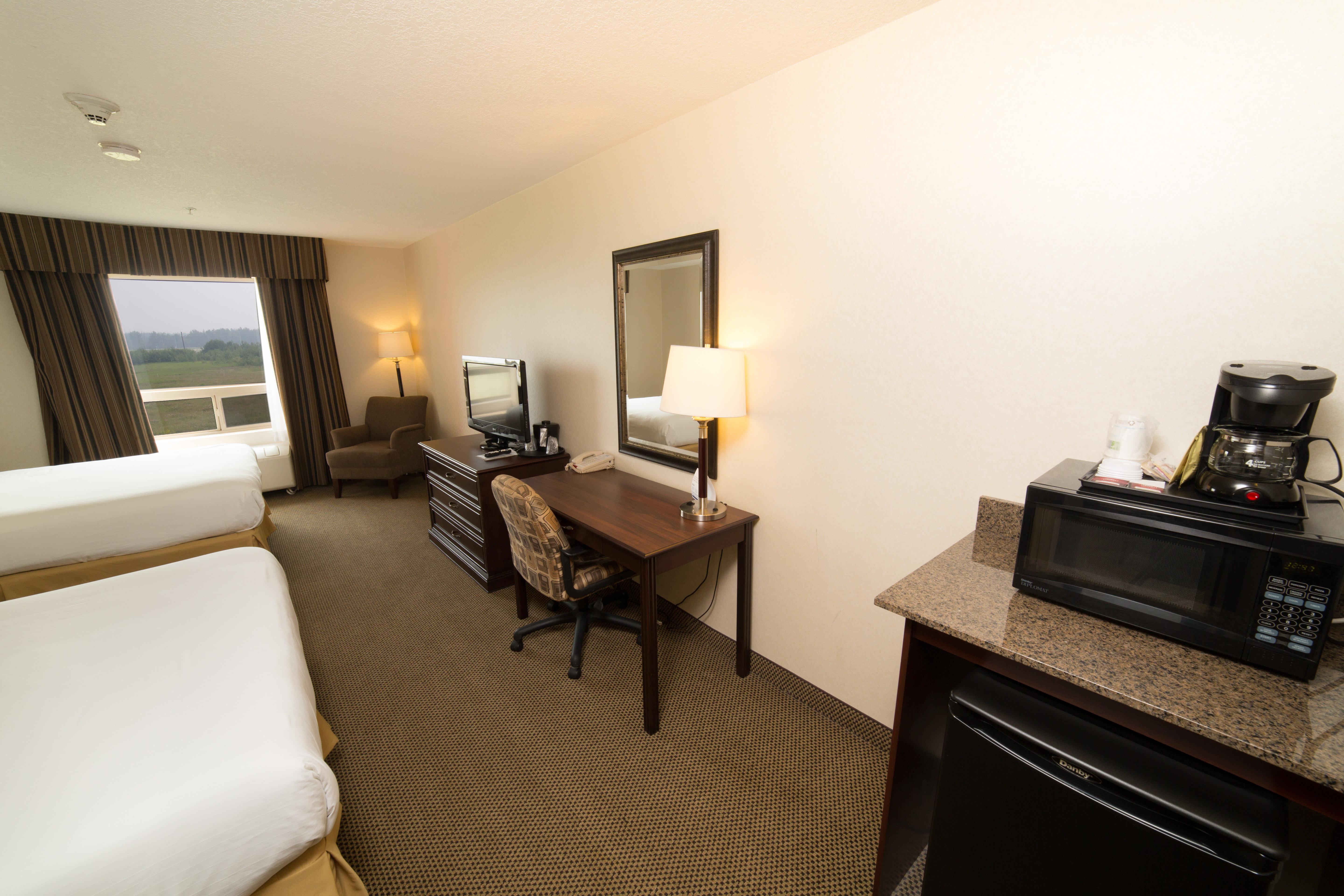 Holiday Inn Express & Suites Whitecourt By Ihg Екстер'єр фото
