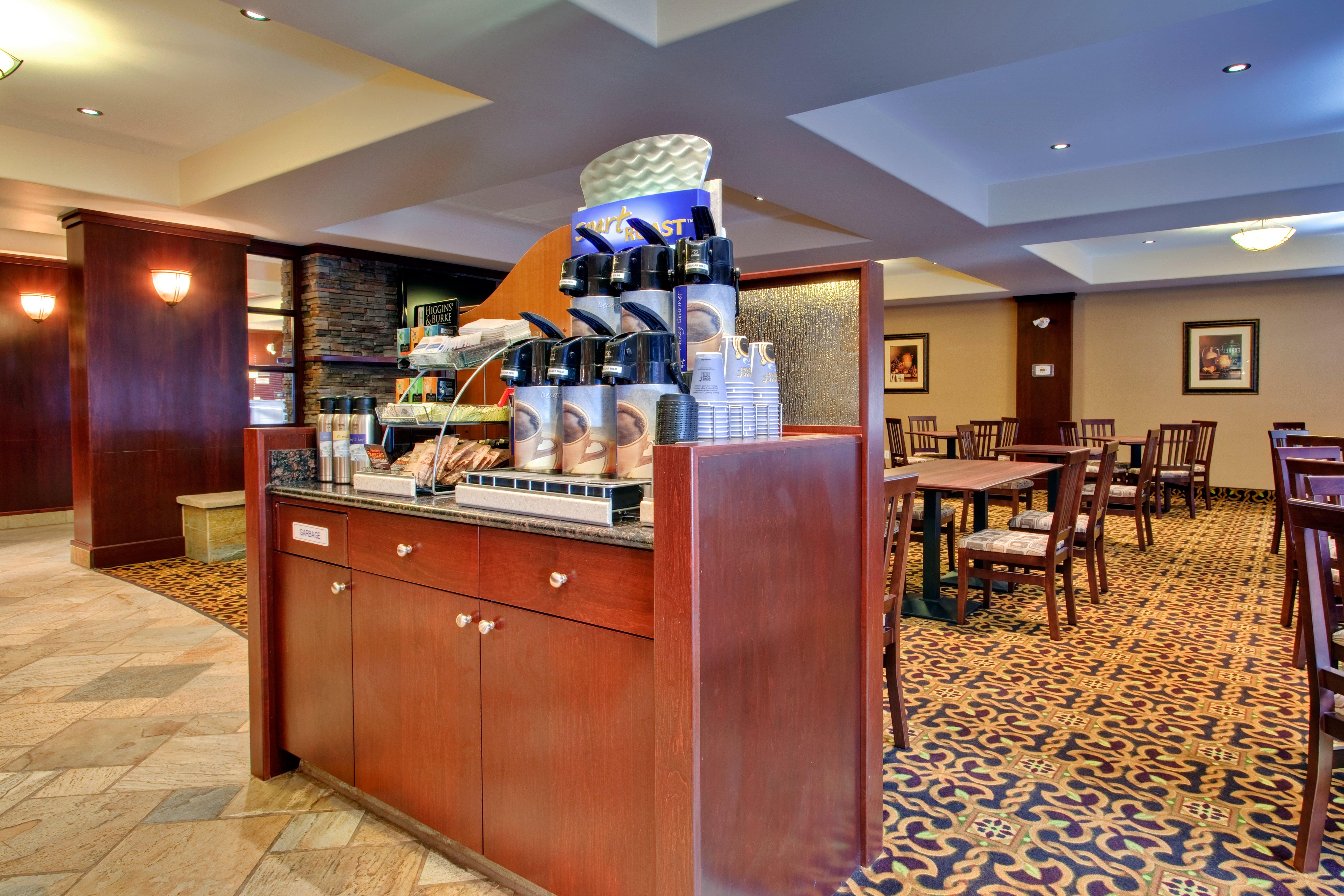 Holiday Inn Express & Suites Whitecourt By Ihg Екстер'єр фото