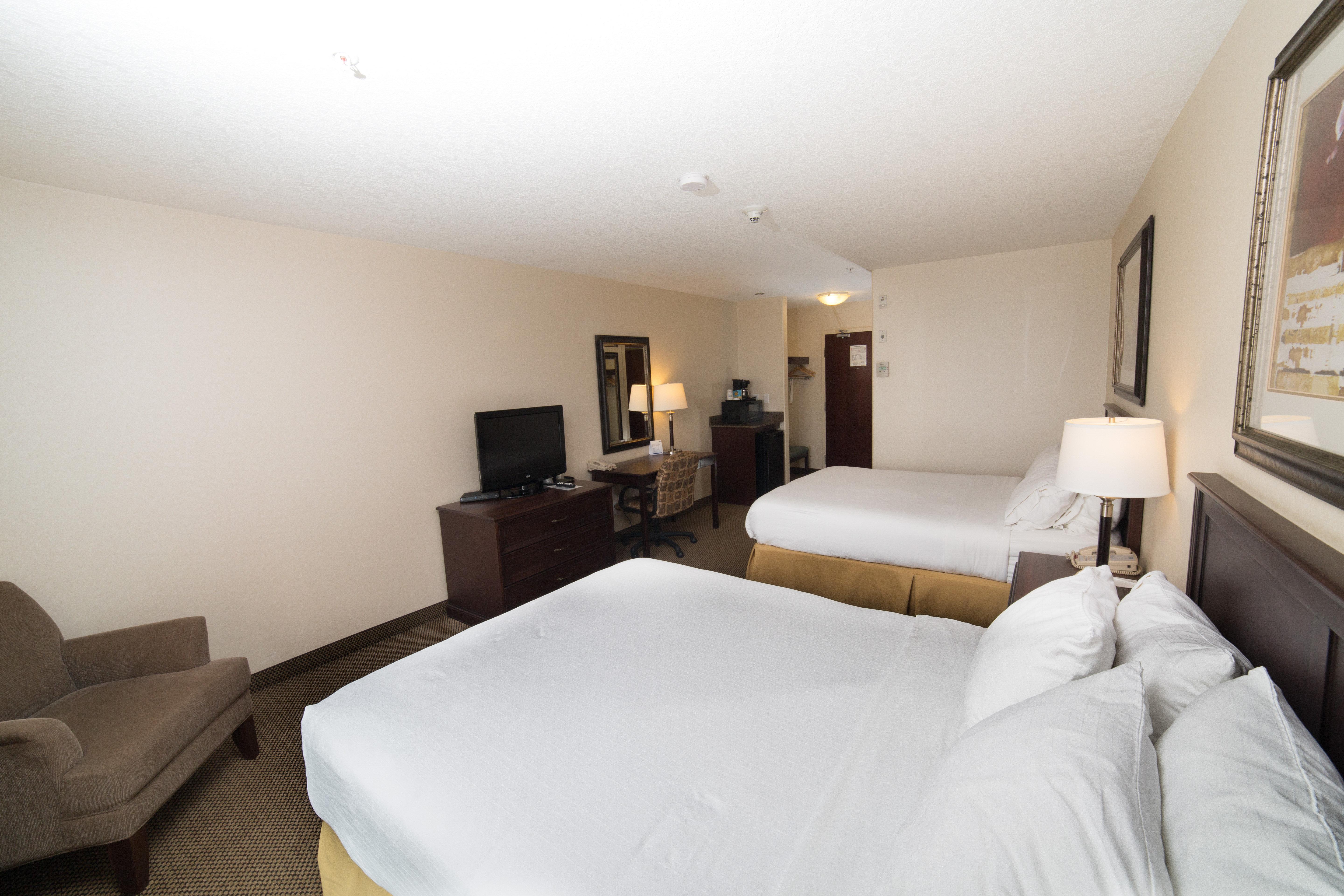 Holiday Inn Express & Suites Whitecourt By Ihg Екстер'єр фото