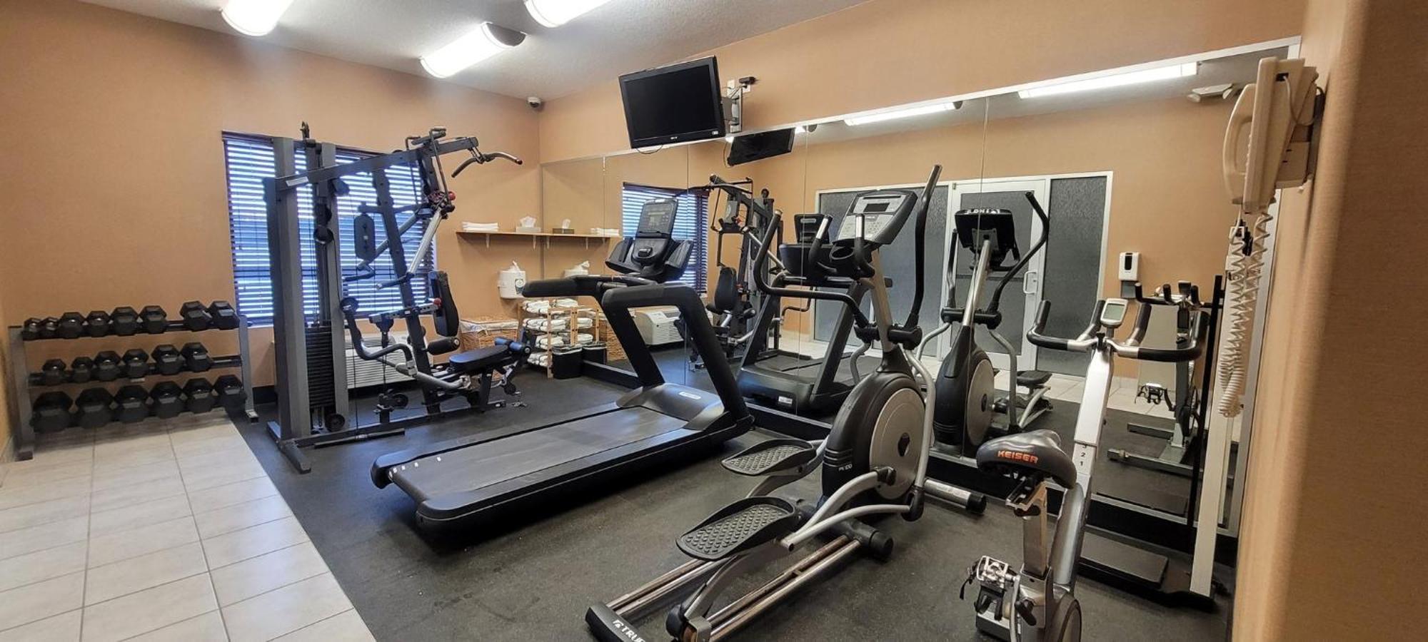 Holiday Inn Express & Suites Whitecourt By Ihg Екстер'єр фото